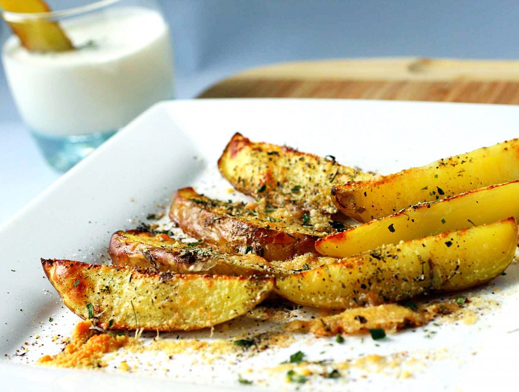 Baked Garlic Parmesan Potato Wedges