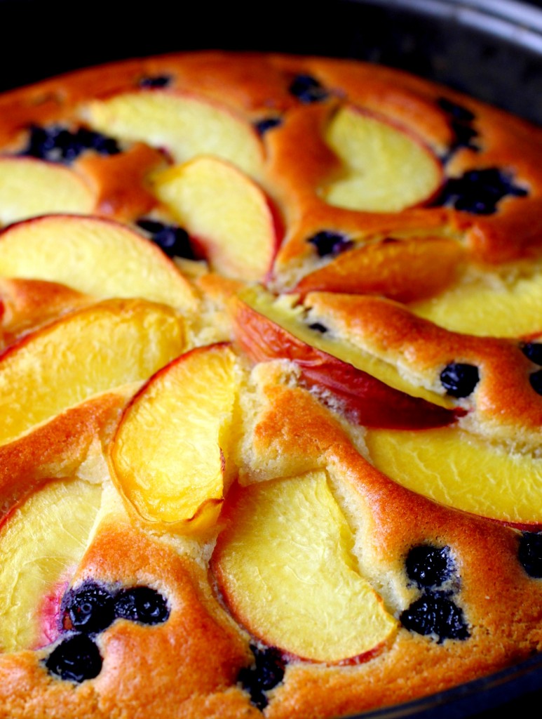 Peach and Blueberry Greek Yoghurt Cake