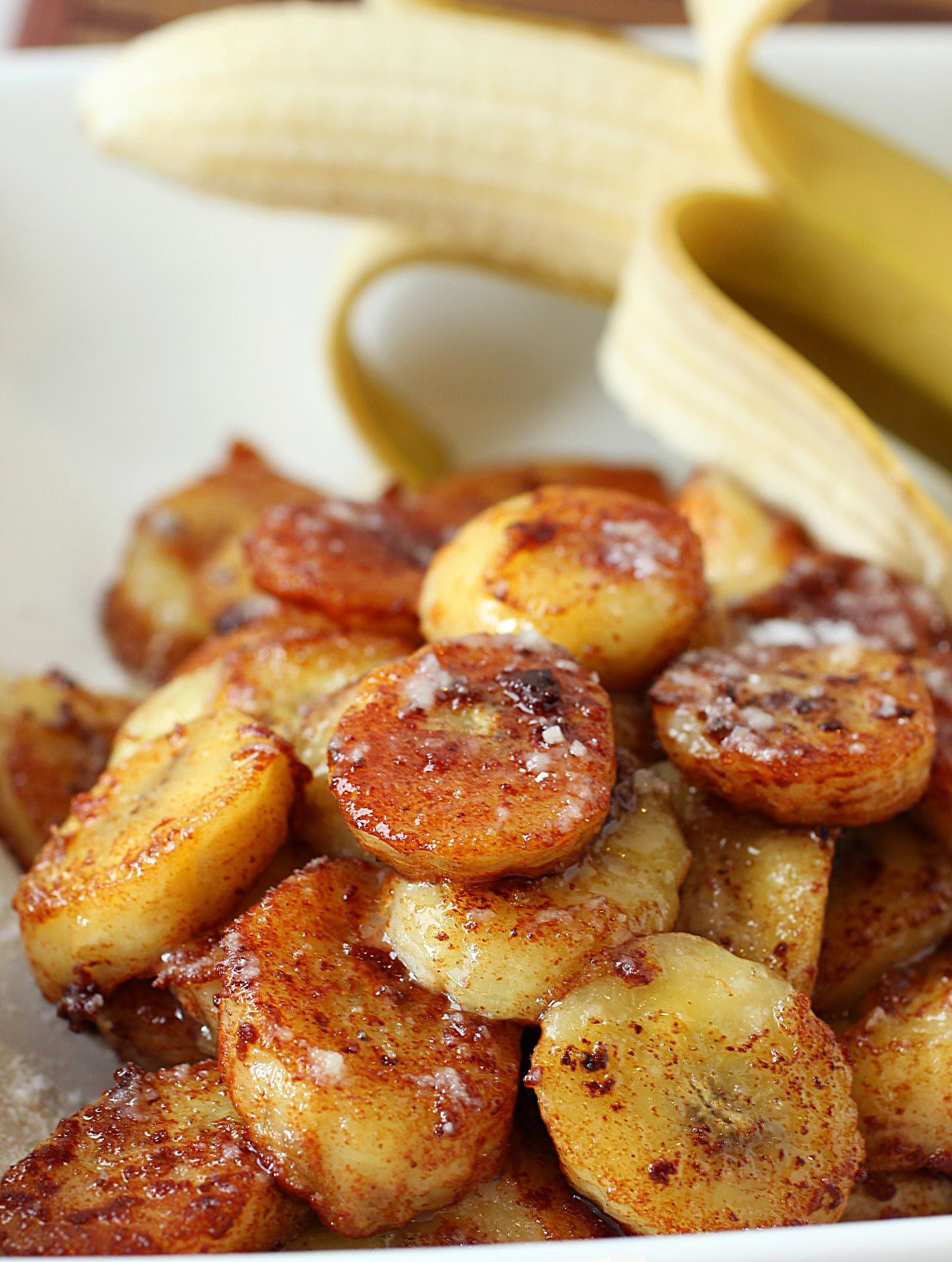 Pan Fried Cinnamon Bananas. The Healthy Alternative Snack