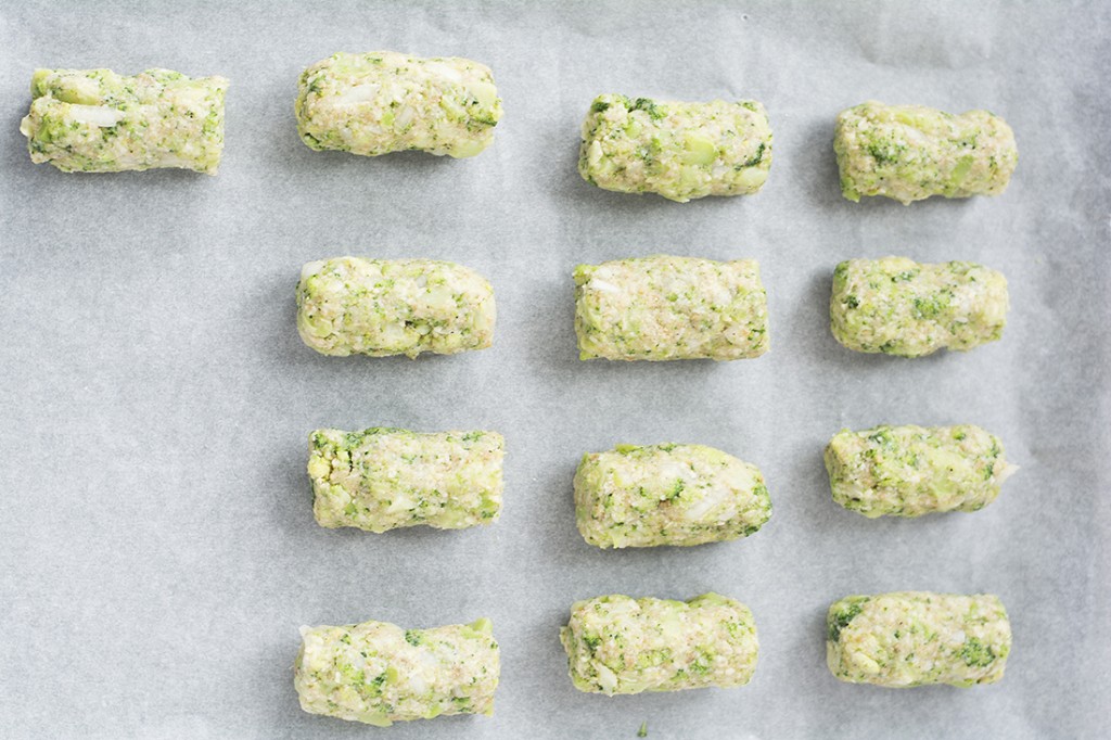 Healthy Baked Broccoli Tots