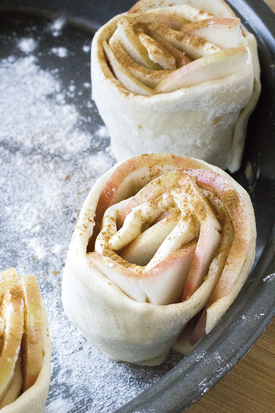 Apple Crescent Roses